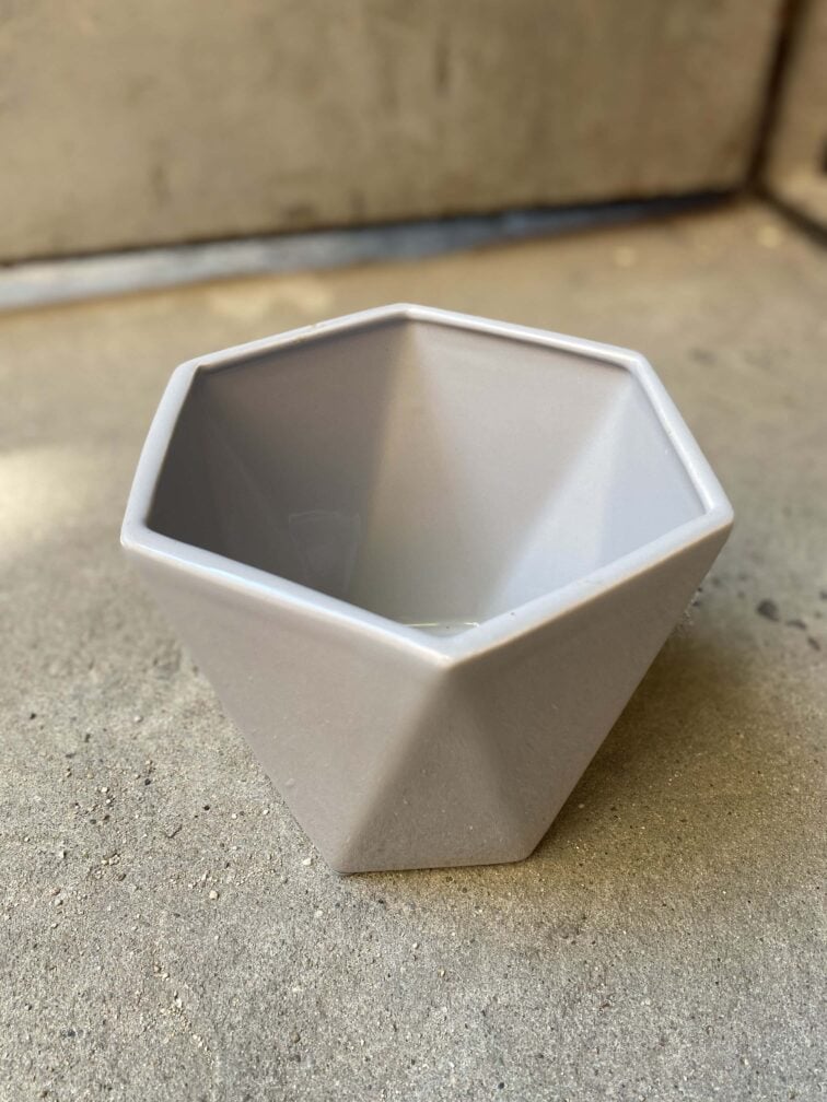 Zdjęcie Osłonka Diamond Grey 14x14 cm w kategorii doniczki, ujęcie 2