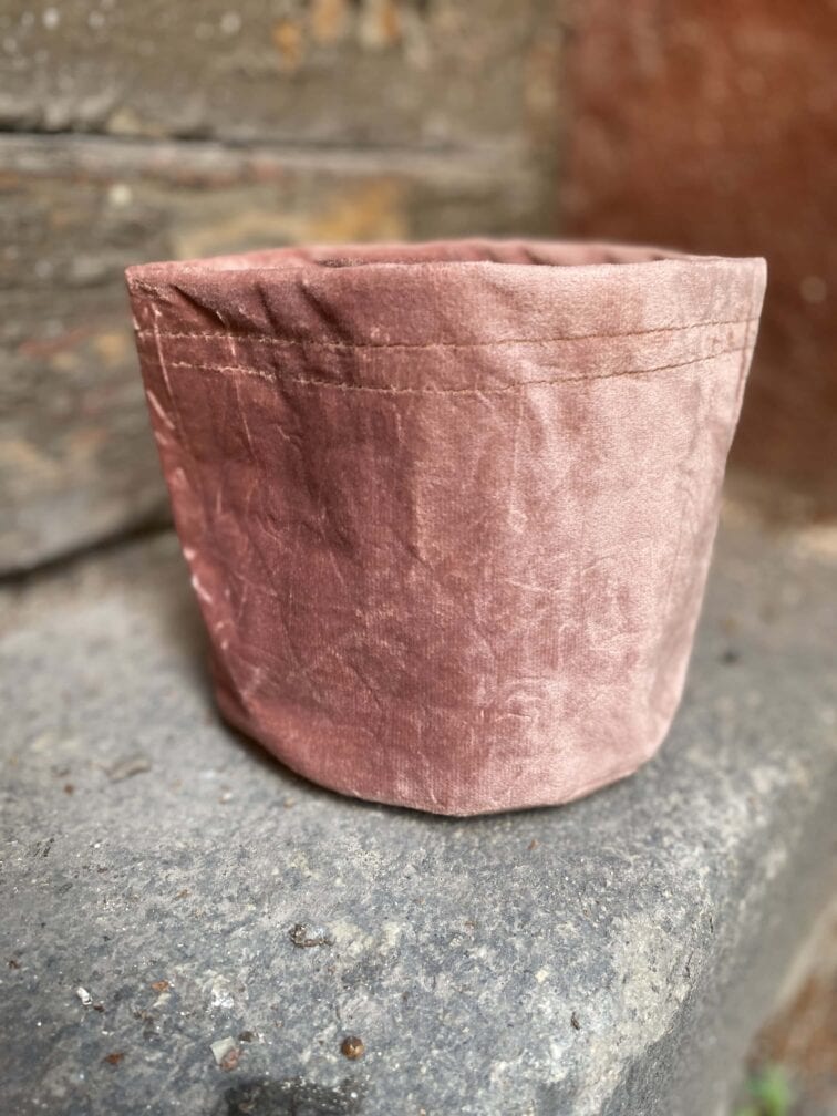 Zdjęcie doniczki lub oslonki: Osłonka Velvet Bag 12x14 cm, ujęcie 1