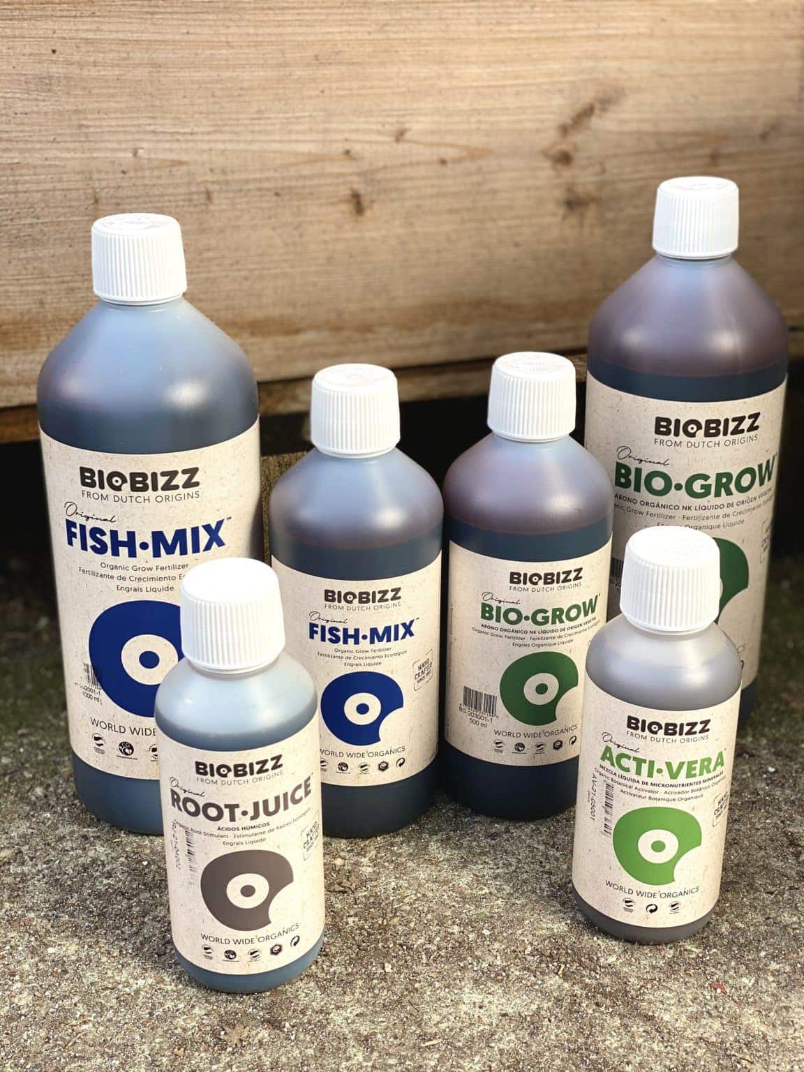 Kit Engrais BioBizz Trypack Intérieur - Bio Grow, Bio Bloom, Top Max + échantillon Boost - Culture Plantes