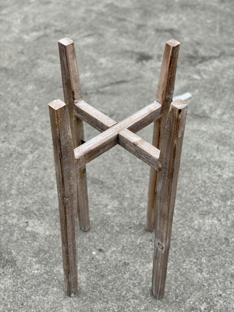 Zdjęcie doniczki lub oslonki: Kwietnik drewniany 0x70 cm, ujęcie 1