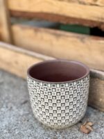 Zdjęcie doniczki lub oslonki: Osłonka Retro White 10x10 cm, ujęcie 1