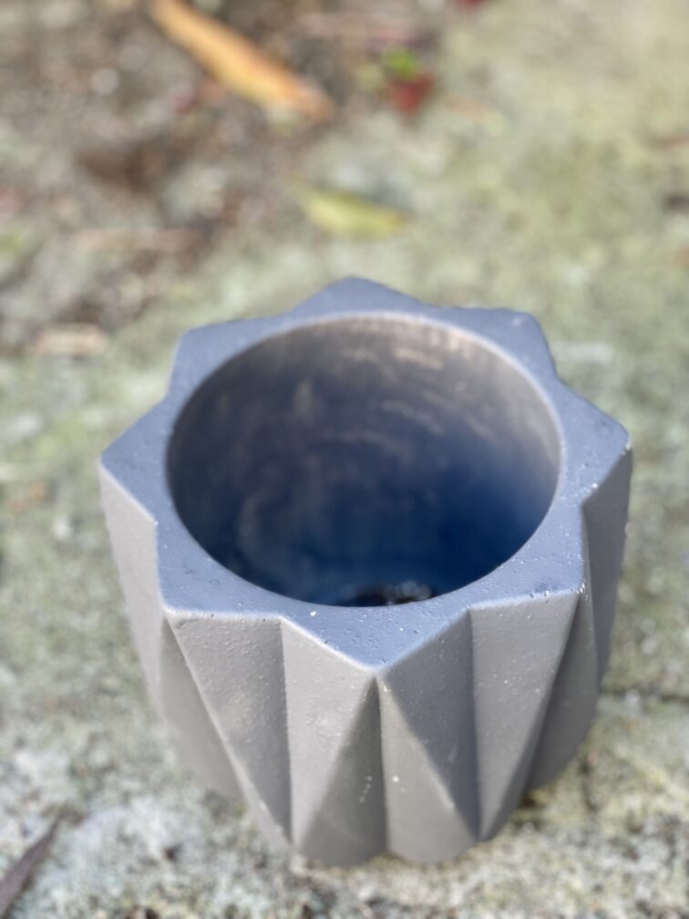 Zdjęcie doniczki lub oslonki: Osłonka industrial grey 11x13 cm, ujęcie 3