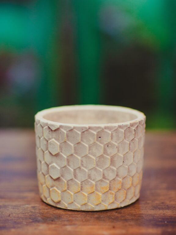 Zdjęcie doniczki lub oslonki: Osłona Honeycombs 12 × 11 cm, ujęcie 1
