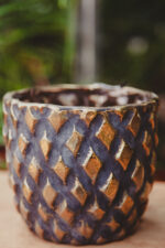 Zdjęcie doniczki lub oslonki: Osłonka Gold Rhombus 12 × 12 cm, ujęcie 1