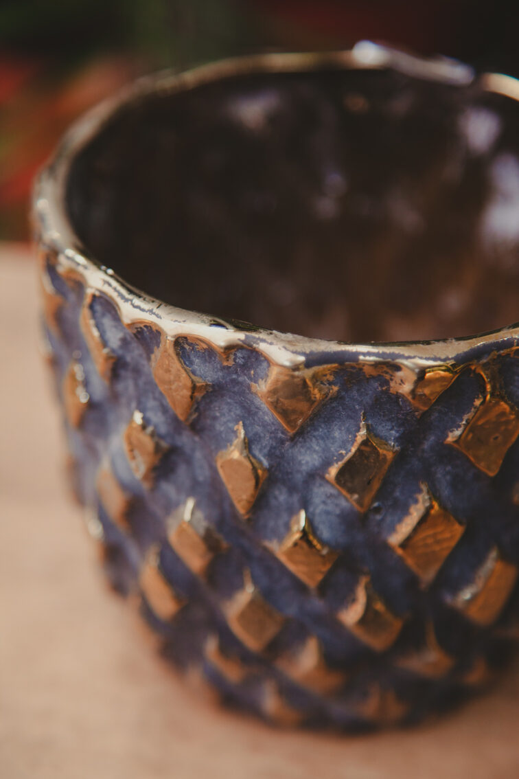 Zdjęcie doniczki lub oslonki: Osłonka Gold Rhombus 12 × 12 cm, ujęcie 2